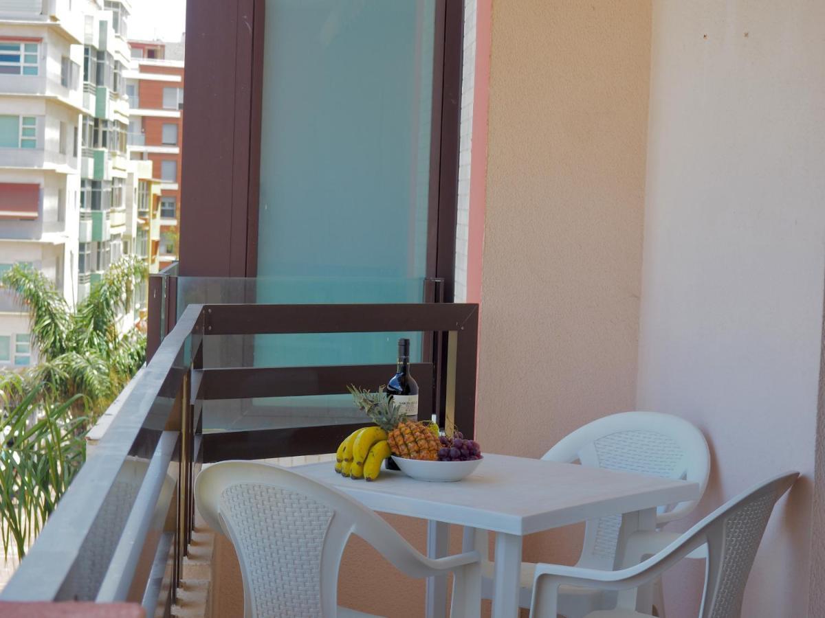 Huge Balcony Over Las Canteras By Canariasgetaway Лас-Пальмас-де-Гран-Канария Экстерьер фото
